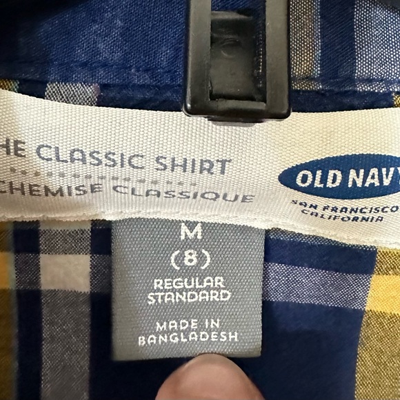 Old navy button down size M(8) - Picture 2 of 2